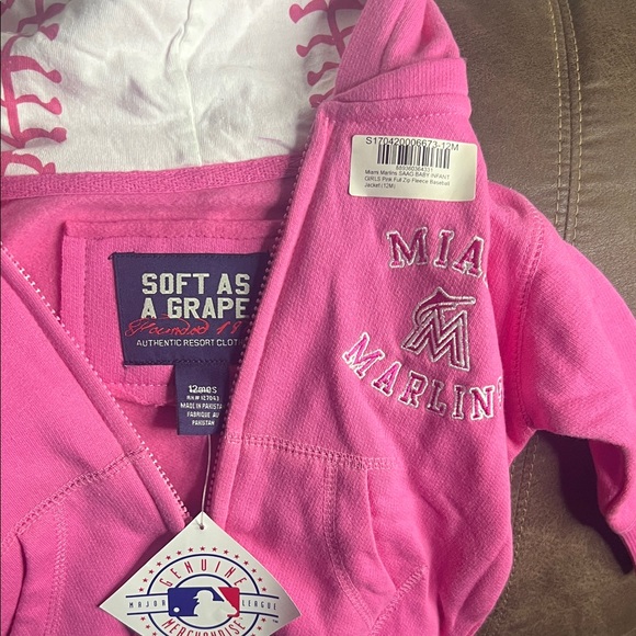 Miami Marlins girls Hoodie Bright Pink nwt size 12month - Picture 2 of 4